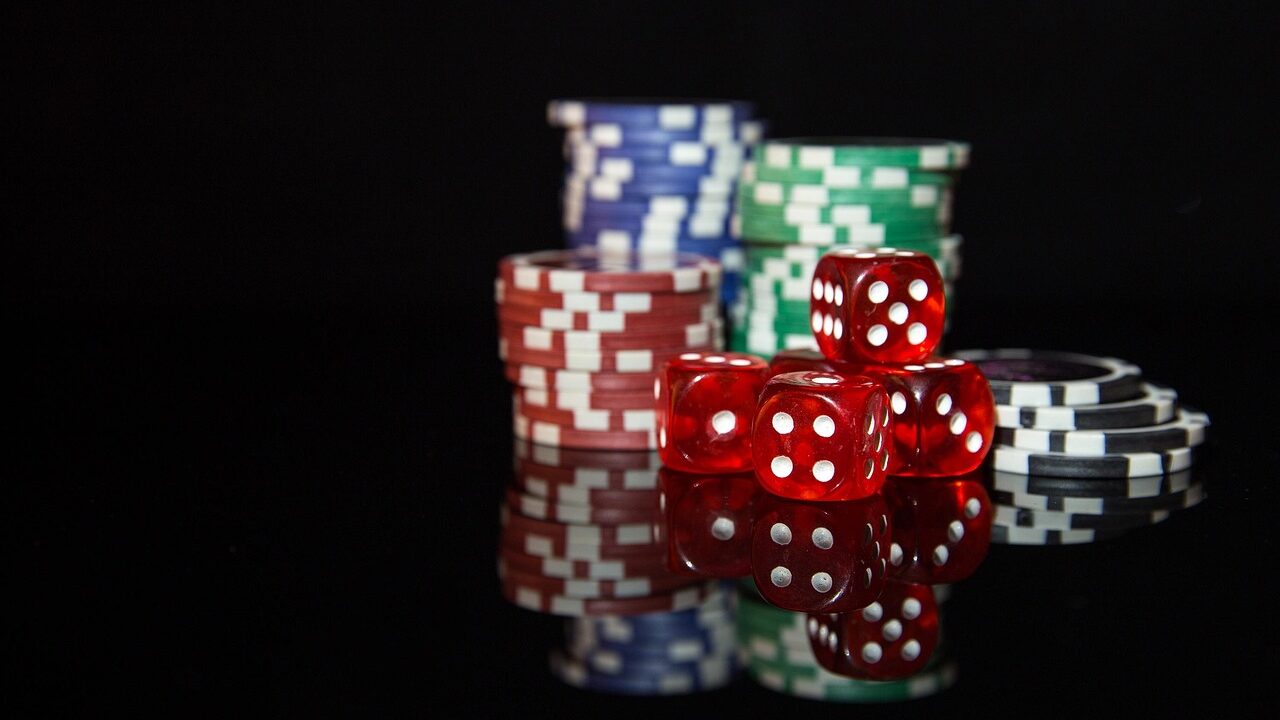 How Football-Themed Casino Games Are Enhancing the Sports Betting Experience